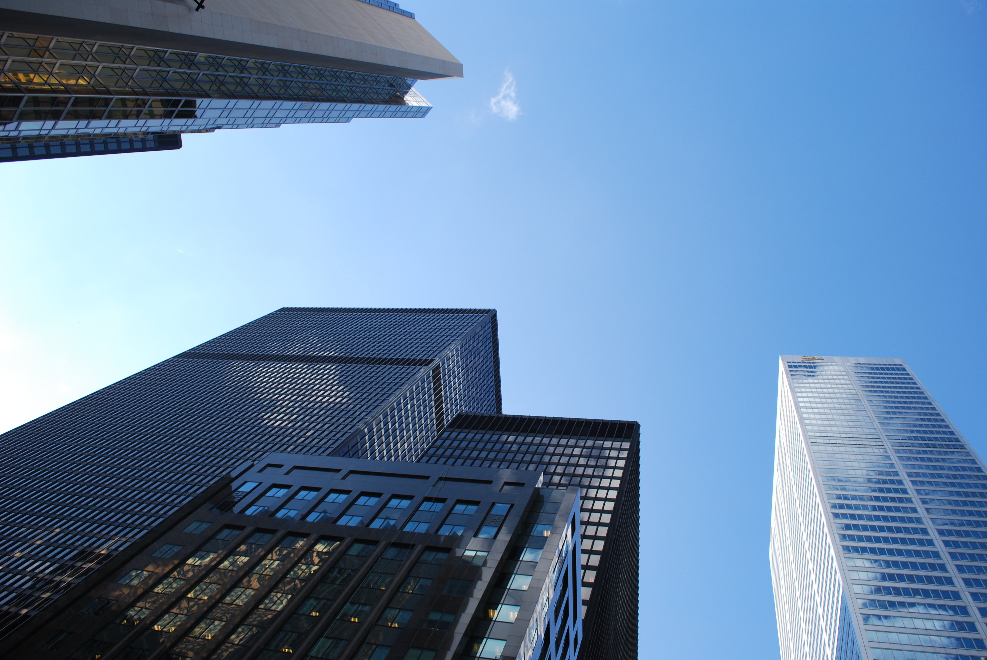 欧菲光2021年上半年净利润同比下降90.44%–93.63%-基础器件
