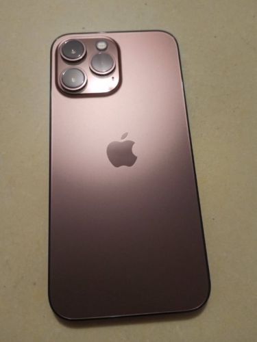 iPhone 13 Pro原型机曝光：全新玫瑰金配色 女性首选