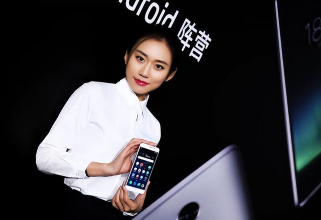 魅族旗舰降价，黄章发力，还买什么红米k40