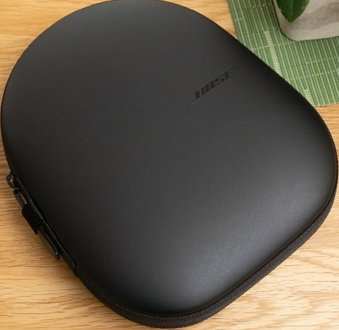 静谧的简约之美！Bose 700 无线消噪耳机开箱与简单体验心得！