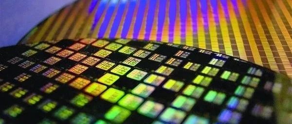 担心卡脖子，厂商狂抢国产芯片：集体涨价！