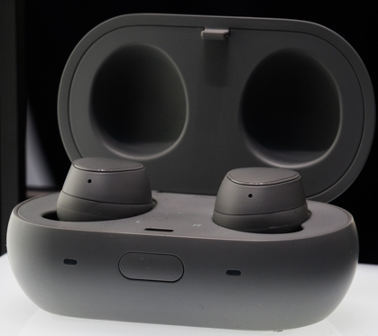 三星Gear IconX-2018动耳听 电量跟音质有进化