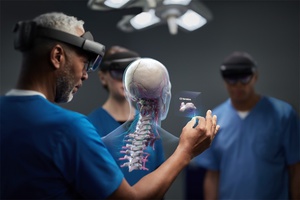 微软HoloLens 2 混合实境 助北医开发脊椎及内视镜手术解决方案