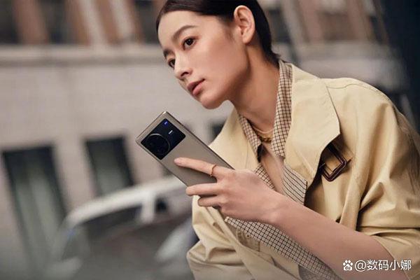 同样5999！大屏旗舰vivo X Note来了，iPhone 13直降600回应