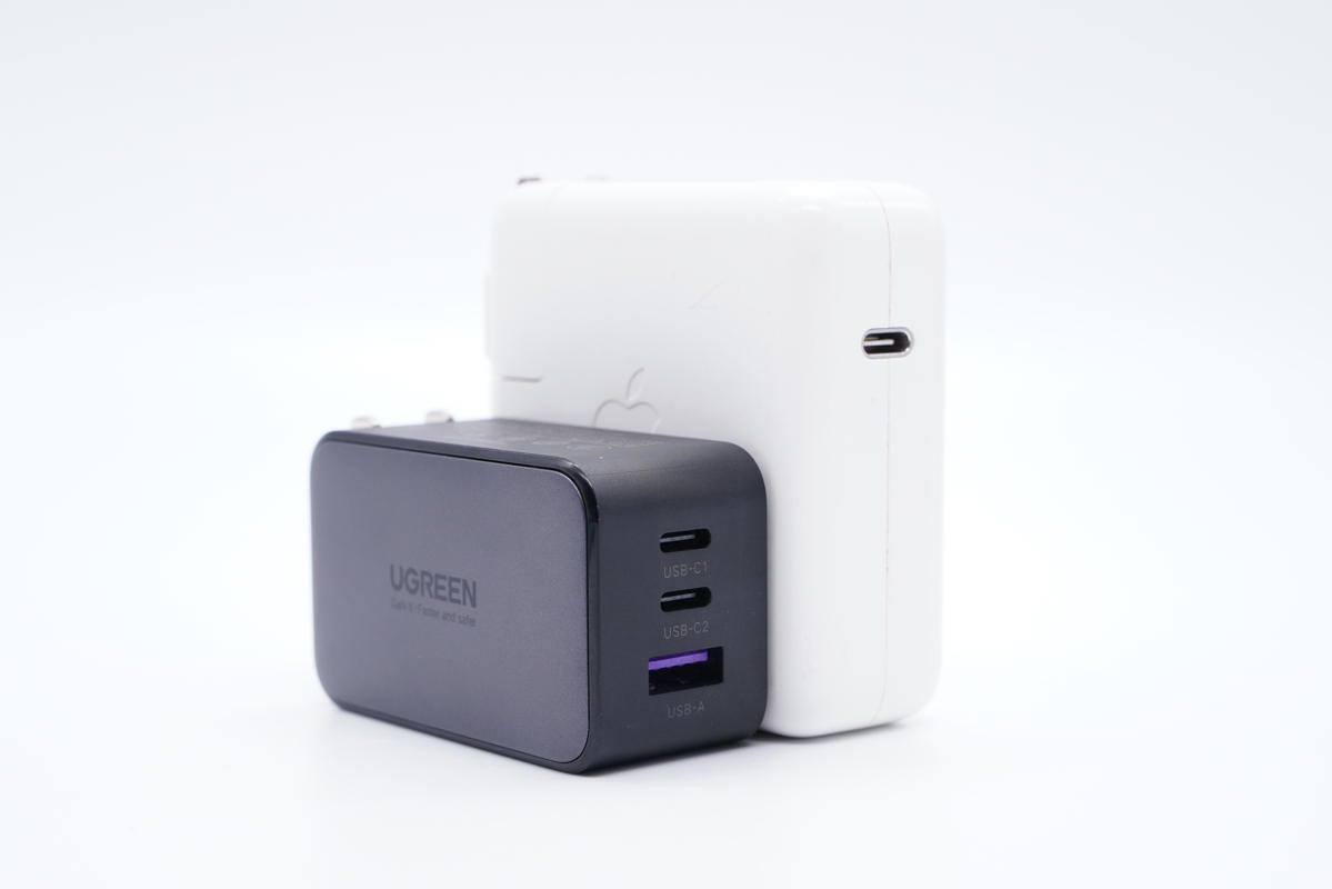 不送充电器?绿联推出多款充电器,支持iPhone SE3快充-充电头网