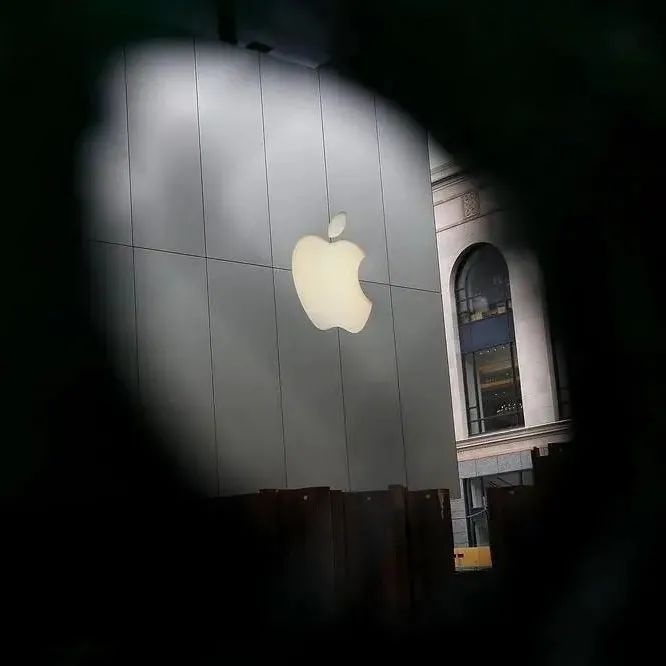 平边 Apple Watch 最新设计图泄露，是你喜欢的风格吗