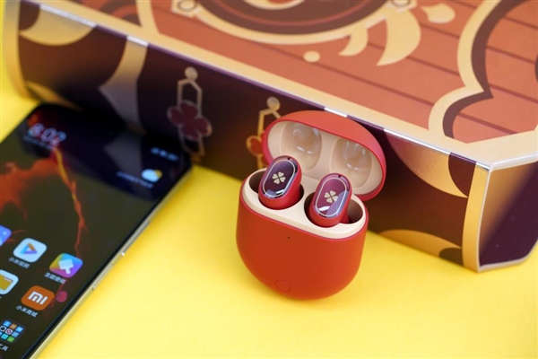 Redmi AirDots 3 Pro原神版图赏：可莉定制 颜色太骚气