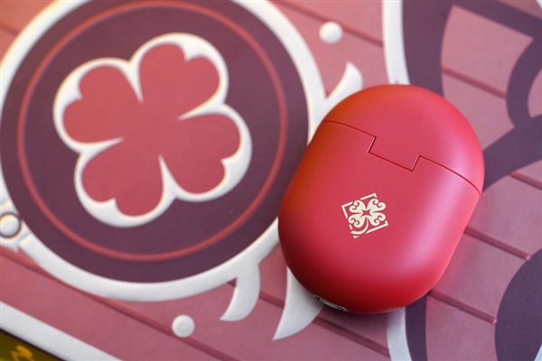 Redmi AirDots 3 Pro原神版图赏：可莉定制 颜色太骚气