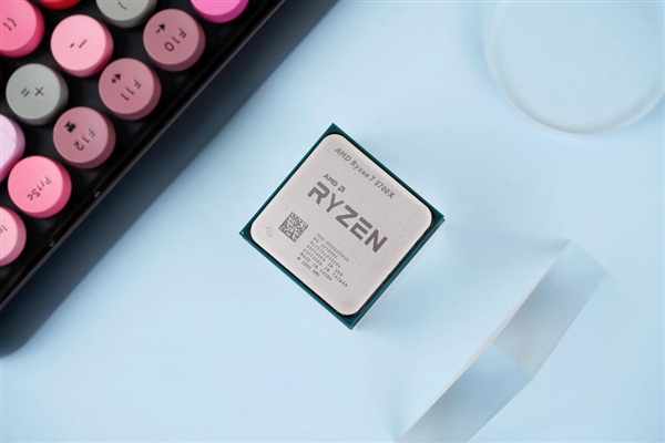 1999性价比之王！AMD锐龙7 5700X处理器图赏
