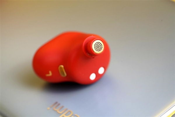 Redmi AirDots 3 Pro原神版图赏：可莉定制 颜色太骚气