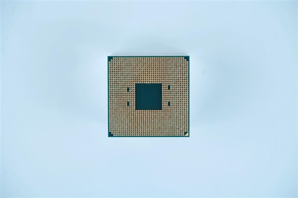 1999性价比之王！AMD锐龙7 5700X处理器图赏