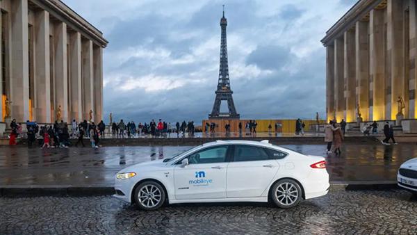 英特尔：Mobileye 自动驾驶汽车在巴黎街头开跑