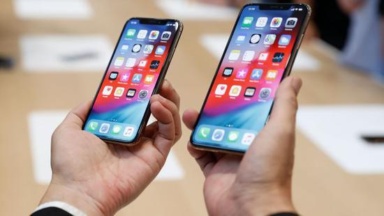 iPhone命途多舛，11项专利被指控