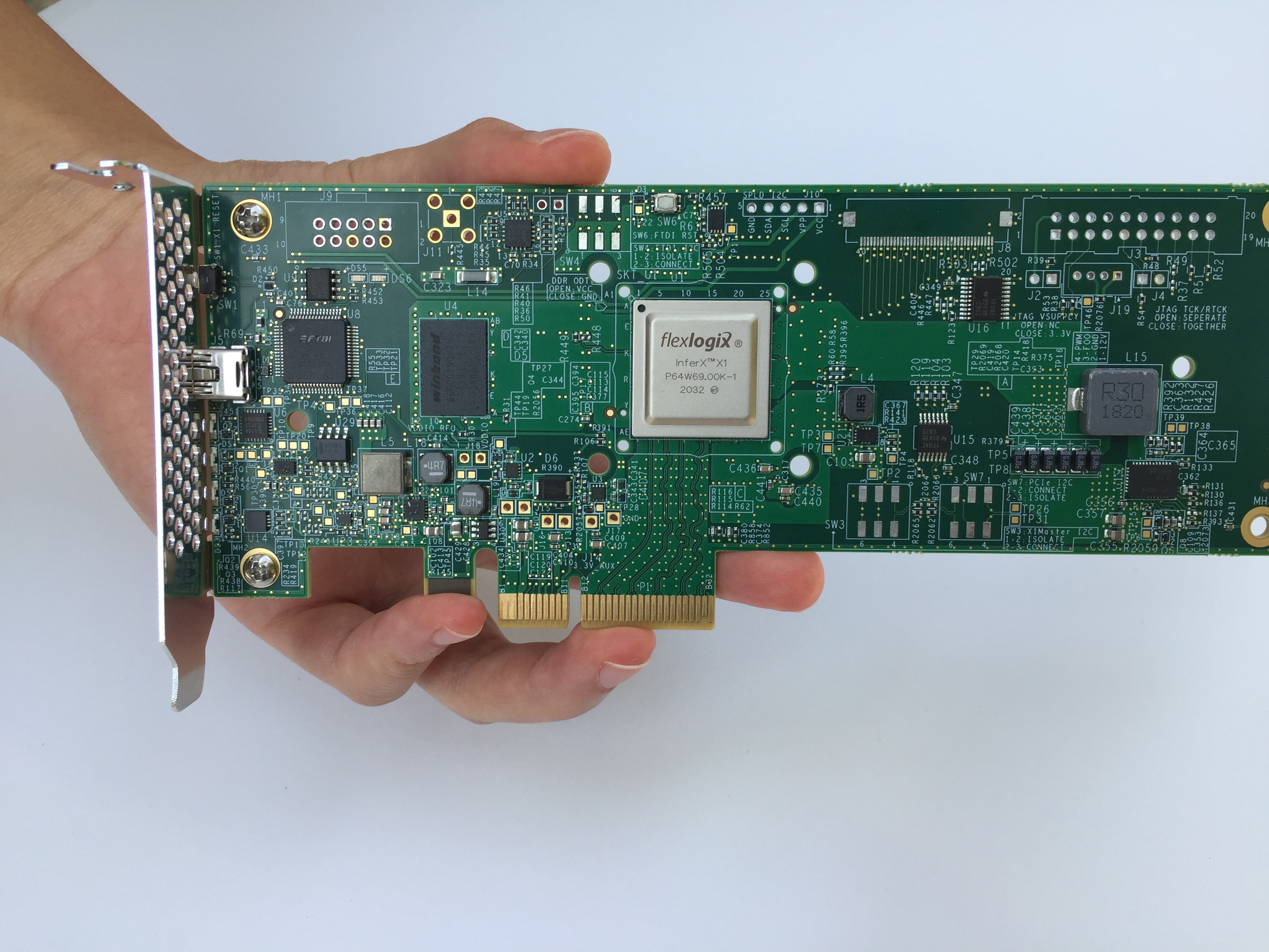 华邦4Gb LPDDR4x DRAM助力Flex Logix X1 AI推理加速器树立边缘AI新标杆