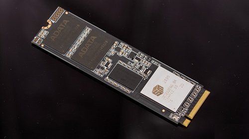 XPG 威龙 SX8200 Pro M.2 SSD CrystalDiskMark测评