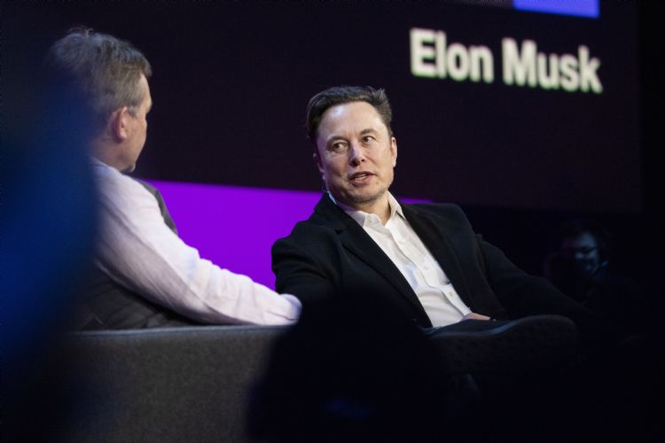 Musk：Optimus将比Tesla汽车、FSD业务更有价值