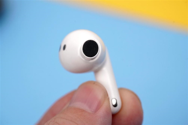 全球首款测温TWS耳机！荣耀Earbuds 3 Pro开箱图赏