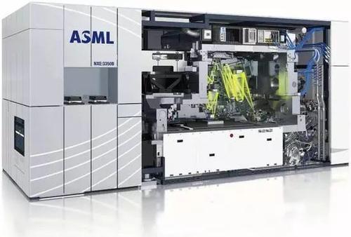 ASML：汽车芯片短缺，半导体供需紧张加剧