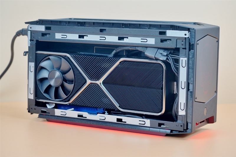首款搭载i9-12900与顶级显卡的8L迷你主机！Intel NUC 12 Extreme评测