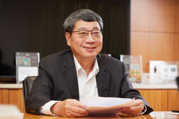 驱动IC封测2022还是好年吗？南茂郑世杰：长短料或许是「好的坏事情」