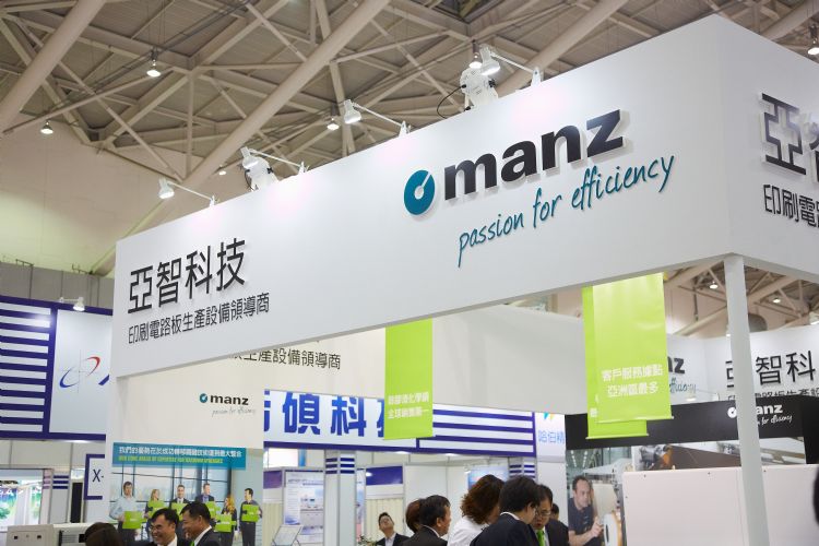 先进封装领航 面板级封装加速