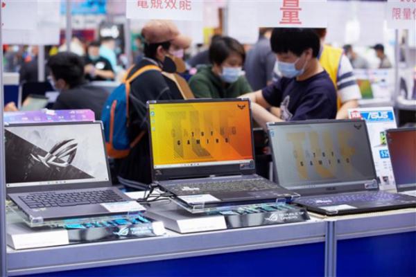 消息人士：2022 年全球 PC 出货量可能下降 10% 以上