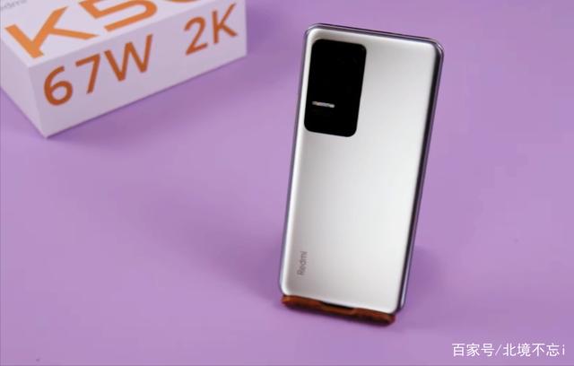 从iPhone12降级到RedmiK50，原以为会让我失望，万没想到是惊喜