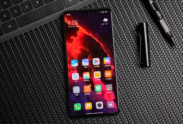 续航击败iPhone13Pro Max，67W快充+5500mAh，仅2399元起价格感人