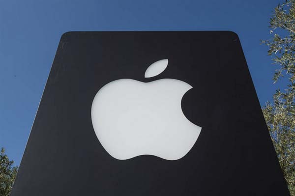 5G iPhone助力苹果市值超1.7万亿美元 明年还会涨