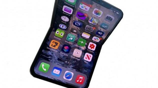 专利申请显示苹果可能已经解决了折叠式iPhone电池弯曲问题