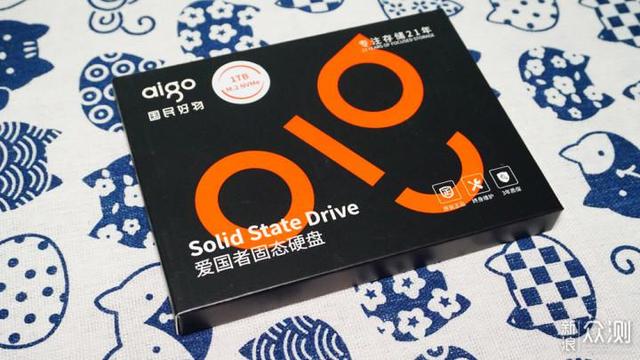 折合四毛1GB，1TB性价比天花板，aigo固态硬盘