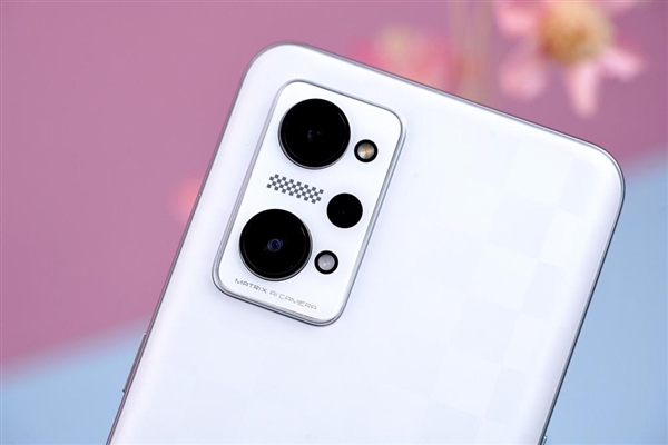 80W千元闪充旗舰！realme真我Q5 Pro开箱图赏