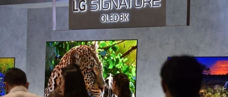 NVIDIA发表会另一亮点乐金OLED 8K电视展锋芒