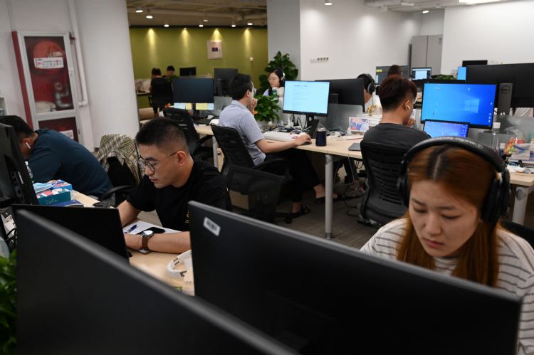 新加坡IT人才需求强劲 2021薪酬飙逾20%