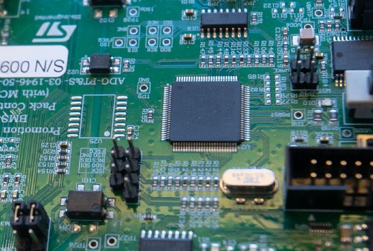 手机、NB上下游前景不同调 IC设计2Q续拥规格升级红利