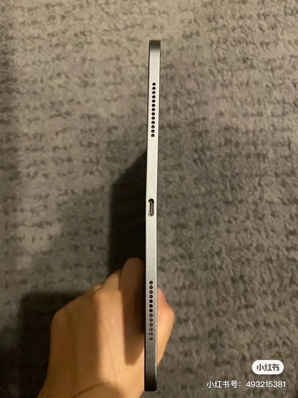 一不小心 我发现我的 iPad 竟然变弯了？！