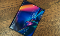 TCL 曝光两款折叠原型机：双折折叠屏+抽拉式折叠屏