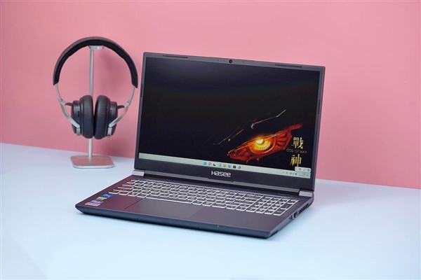 RTX 3050光追显卡仅4999元!战神Z7游戏本图赏
