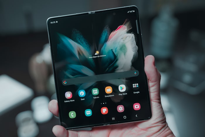 注意：Android 12系统更新会让Galaxy Z Fold 3和Galaxy Z Flip 3变砖