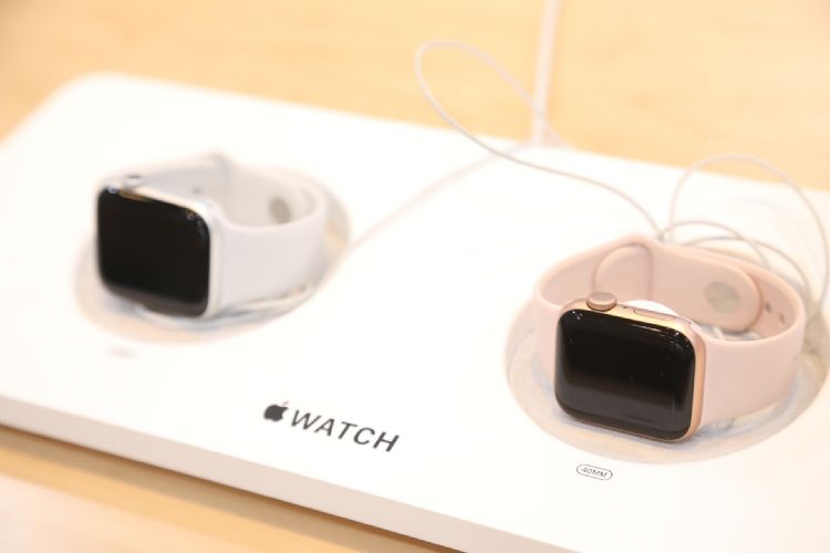 传强固型Apple Watch、体温传感估下半年推出