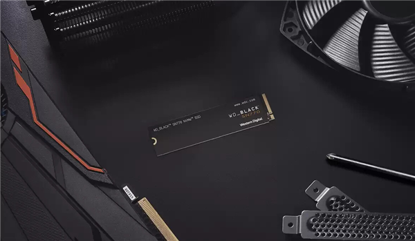 平民级PCIe 4.0 SSD!西数发布SN770:无DRAM设计 写入4900MB/s