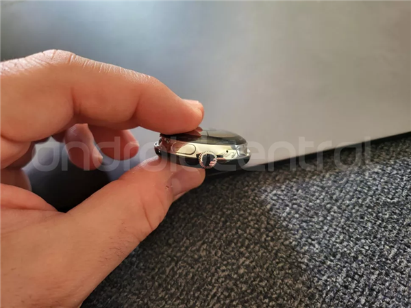 谷歌员工不慎丢失未发布的手表Pixel Watch：爆料图被疯传