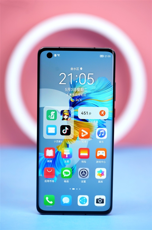 鼎桥TD Tech M40开箱图赏：5G+5G双卡待机 圆环摄像头大亮