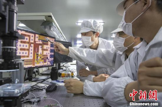 探秘77GHz毫米波芯片