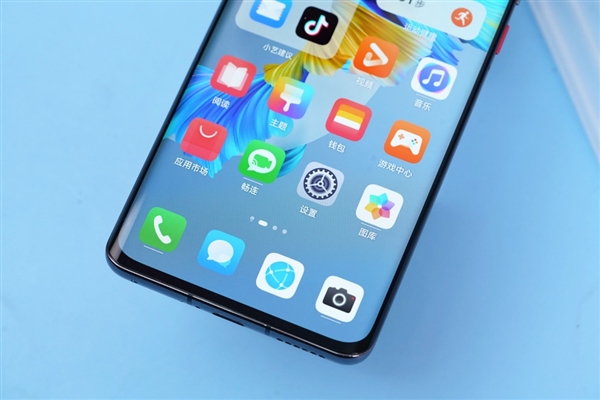 鼎桥TD Tech M40开箱图赏：5G+5G双卡待机 圆环摄像头大亮