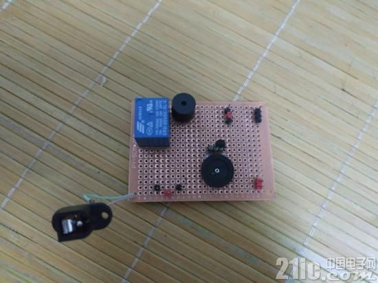 STM32F103试用体验：继电器控制实验