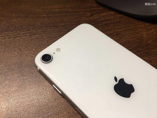 iPhone新机卖爆，销量远超前两代，3499元起
