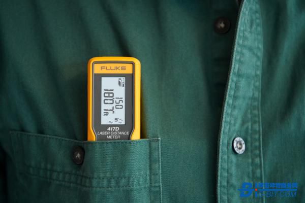 超便携的Fluke 417D激光测距仪具有Fluke耐用性和质量，敬请期待！