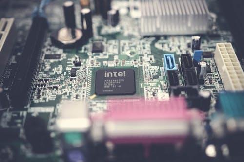 AMD 是否翻盘？会占领英特尔市场吗？