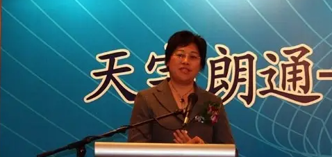 当年搞出天语手机的“山寨机教母”:靠做芯片翻盘上市了